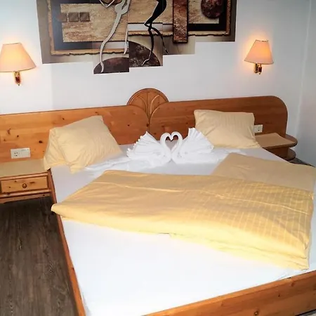 Sieglhub Chalets - Appartements - Hotel
